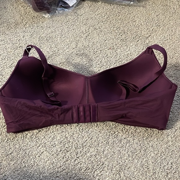 2pk - Reveal Womens The Perfect Wireless Bra Style-RR0007
- Mulberry - 40D - Picture 4 of 5